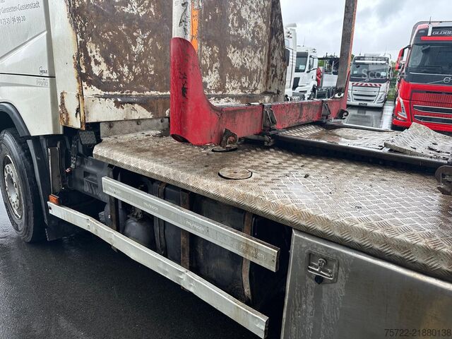 Puutavaran kuljettaja Volvo FH 540 6x4 Kurzholz EPSILON Q150Z