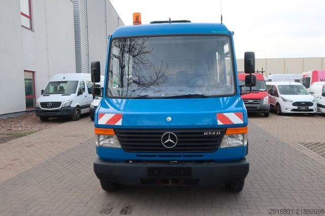 Hög tak skåpbil MERCEDES-BENZ Nr.31 Vario 614 D / AHK / SHZ / DoKa 9 Sitzer