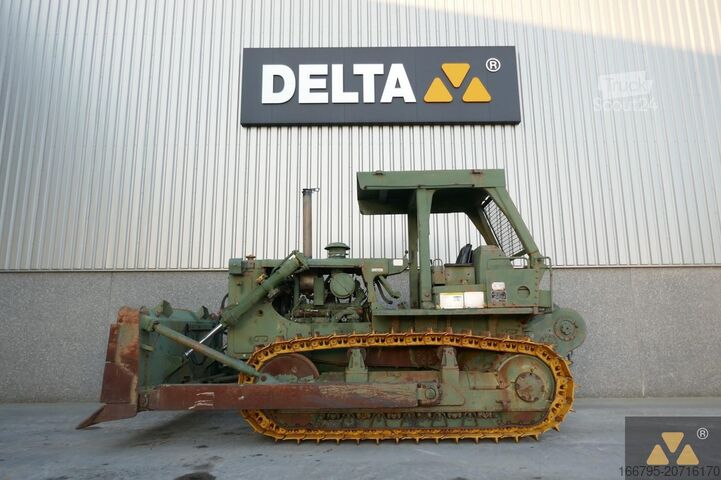 Dozers Caterpillar D7G Ex-army