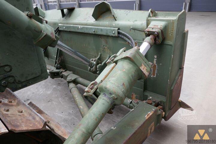 Dozers Caterpillar D7G Ex-army