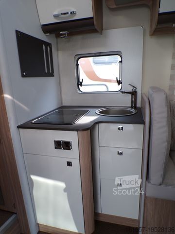 Polointegrovaný obytný vůz BÜRSTNER Limited T it 727 G Safety-Paket, Abw.-Tank Hzg.