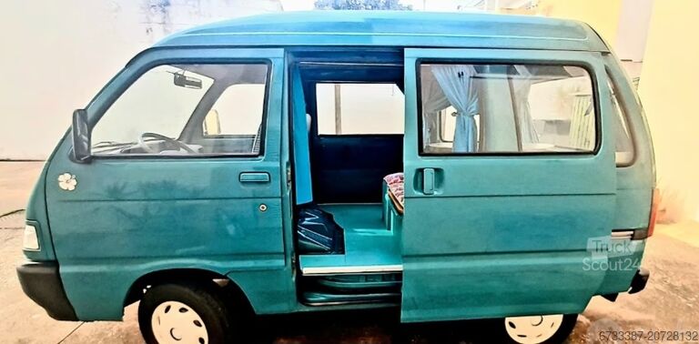 Kleinbus Piaggio Porter