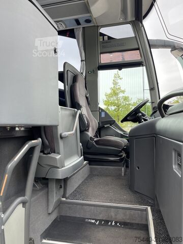 туристичний автобус Mercedes-Benz Tourismo 15 RHD - nice bus