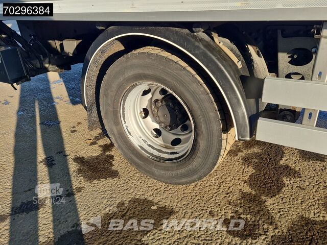 čemodāns DAF LF 210 LF 4X2 12t NL-Truck 2000kg Ladebordwand ...