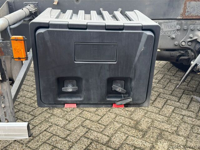 Šasija ar kabīni Renault Midlum 270.16 PTO