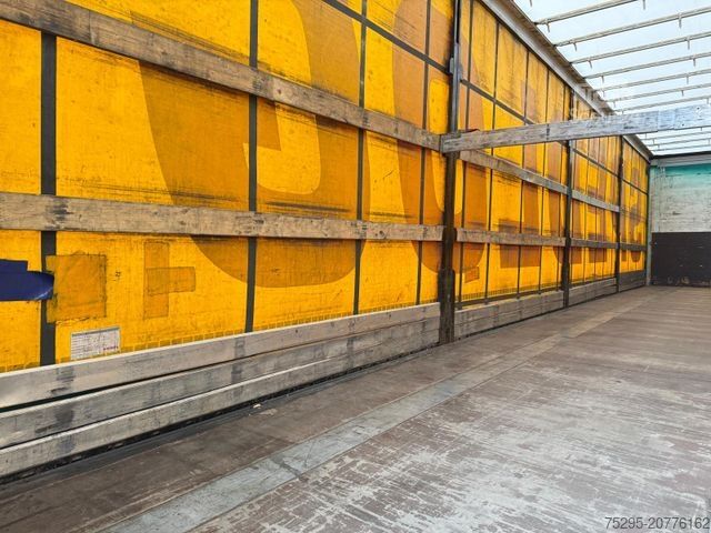 Atvērta puspiekabe ar tentu KÖGEL 3 Achs MEGA Staplerhalter Lift SAF TÜV02/26