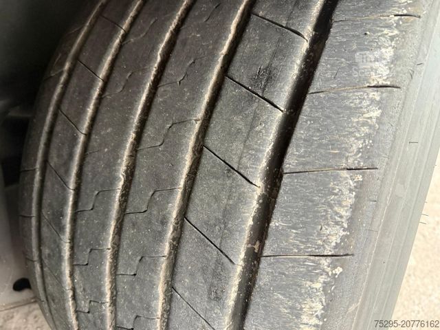 Atvērta puspiekabe ar tentu KÖGEL 3 Achs MEGA Staplerhalter Lift SAF TÜV02/26