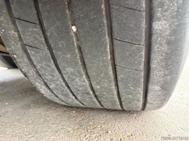 Atvērta puspiekabe ar tentu KÖGEL 3 Achs MEGA Staplerhalter Lift SAF TÜV02/26