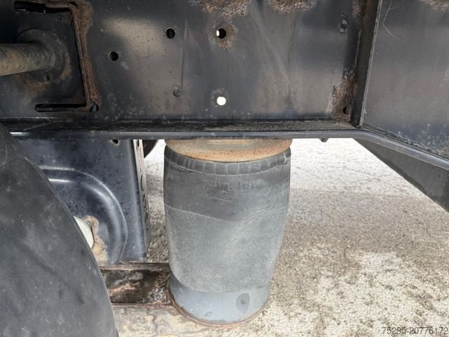 Atvērta puspiekabe ar tentu KÖGEL 3 Achs MEGA Staplerhalterung Liftachse SAF