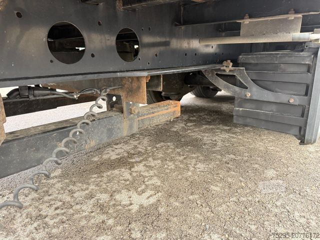 Atvērta puspiekabe ar tentu KÖGEL 3 Achs MEGA Staplerhalterung Liftachse SAF