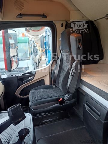 Volume trekker MERCEDES-BENZ Actros 1848 / Retarder / Park Cool / German