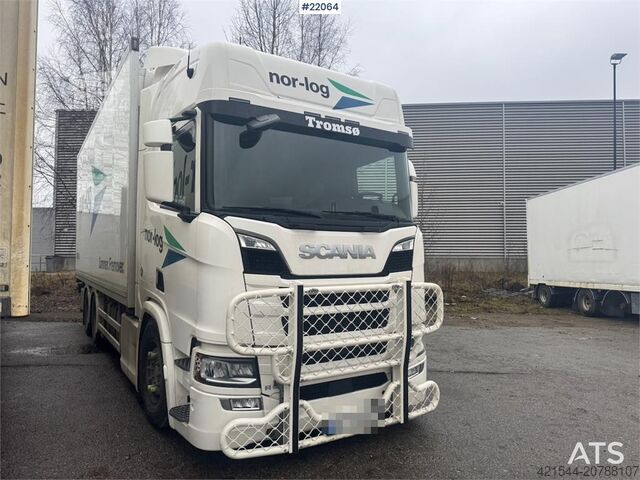 Box body Scania R660 6x4 box truck with refrigeration/freezer unit