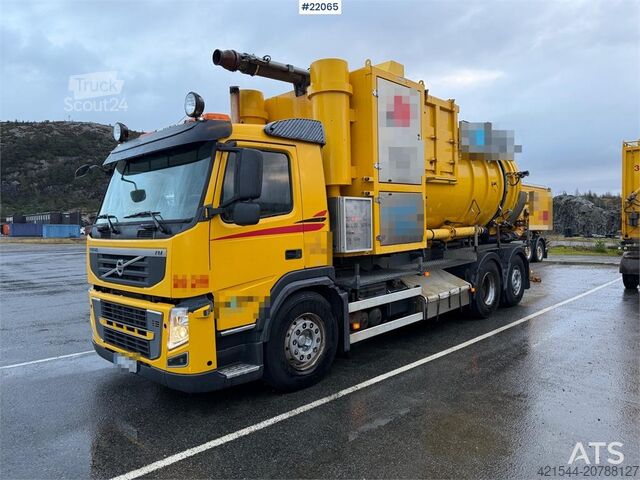 Vacuum truck Volvo FM 6x2 supersuction w/ Disab body 1 owner car