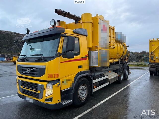 Vacuum truck Volvo FM 6x2 supersuction w/ Disab body 1 owner car