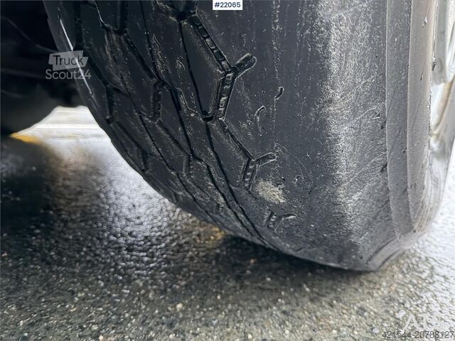 Vacuum truck Volvo FM 6x2 supersuction w/ Disab body 1 owner car