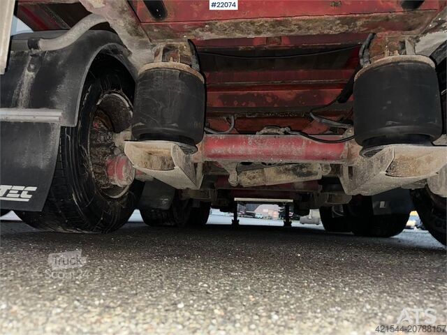 čemodāns Limetec semi-trailer with full side opening.