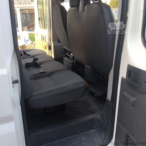 Tovornjak z odprtim kesonom in dvojno kabino Peugot Boxer 250 D