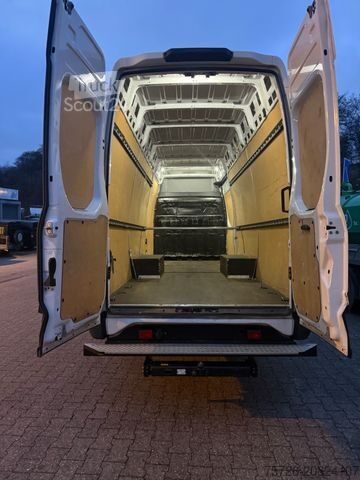 Furgone a tetto alto IVECO Daily65C14n,HU07/26,erst122Tkm,InspektionNeu