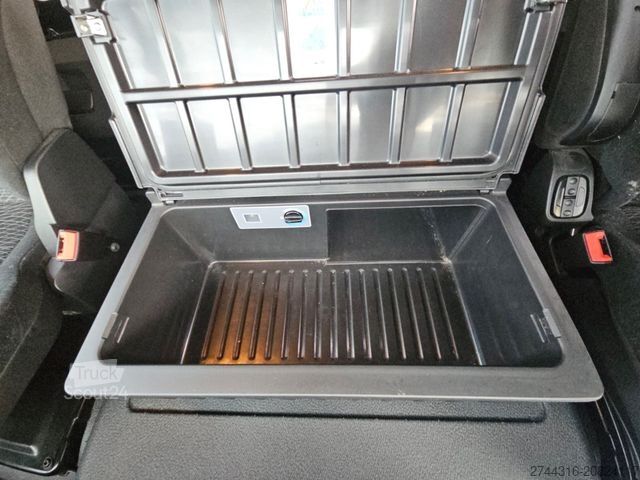 Camion cu platformă și prelată MERCEDES-BENZ Actros 1845