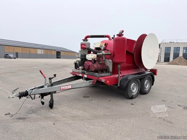 Prekybinė priekaba  Tysse / Nomek  1500 L Edelstahl  Sauganhänger