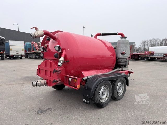 Prekybinė priekaba  Tysse / Nomek  1500 L Edelstahl  Sauganhänger