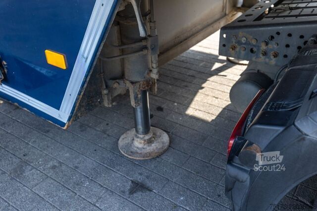 Resväska NOYENS MARKTWAGEN