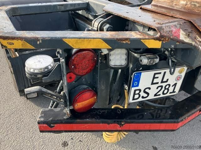 Değiştirilebilir kasalı kamyon BC 182