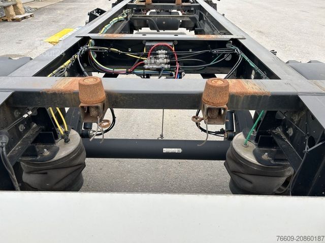 Swap chassis trailer KRONE 2 Achswechselfahrgestell, Typ: AZW 18 eL3B9