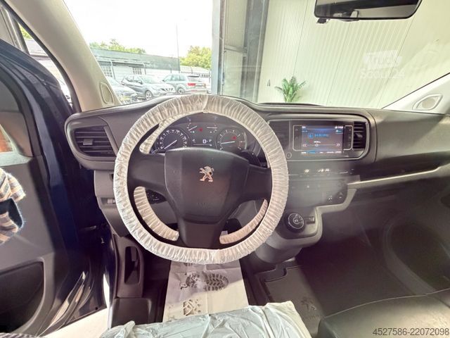 Panelvan PEUGEOT Expert Premium L2*AUTOMATIK*KLIMA*AHK*R.CAM