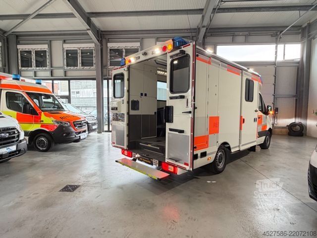 Itfaiye aracı MERCEDES-BENZ Sprinter III 516 RTW/KTW KOFFER*RETTUNGSFAHRZEUG