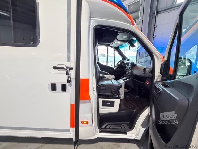 Itfaiye aracı MERCEDES-BENZ Sprinter III 516 RTW/KTW KOFFER*RETTUNGSFAHRZEUG