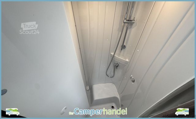 Pusiau integruotas kemperis BÜRSTNER Ixeo IT 740 TOP-AUSSTATTUNG#HYDR.-STÜTZEN#