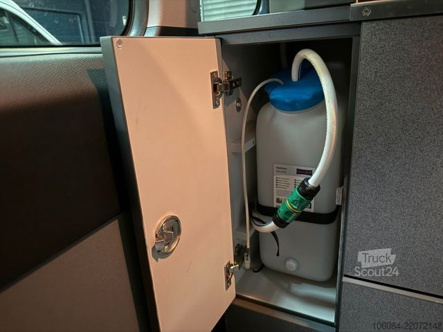 Mikroautobuss HYUNDAI H350 REISEBUS 9 SITZE KÜCHE KLIMA R-CAM TEMPOMAT