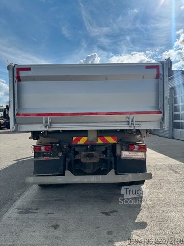 Tresidig tipplastbil MERCEDES-BENZ Arocs 2643 K 6x4 Schwarzmüller 3.S.Kipper