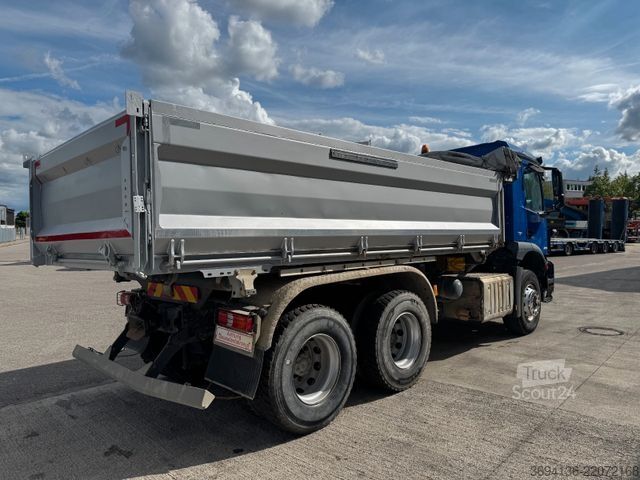 Tresidig tipplastbil MERCEDES-BENZ Arocs 2643 K 6x4 Schwarzmüller 3.S.Kipper