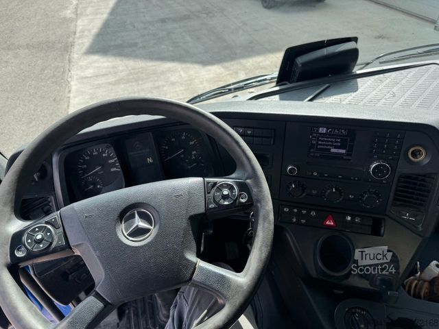 Tresidig tipplastbil MERCEDES-BENZ Arocs 2643 K 6x4 Schwarzmüller 3.S.Kipper