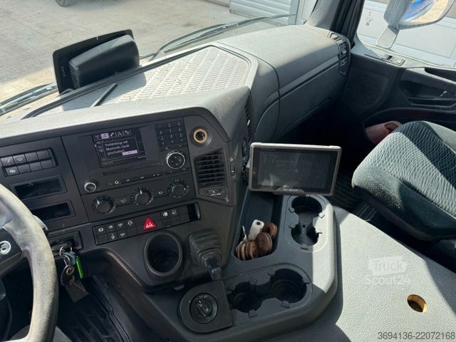 Tresidig tipplastbil MERCEDES-BENZ Arocs 2643 K 6x4 Schwarzmüller 3.S.Kipper