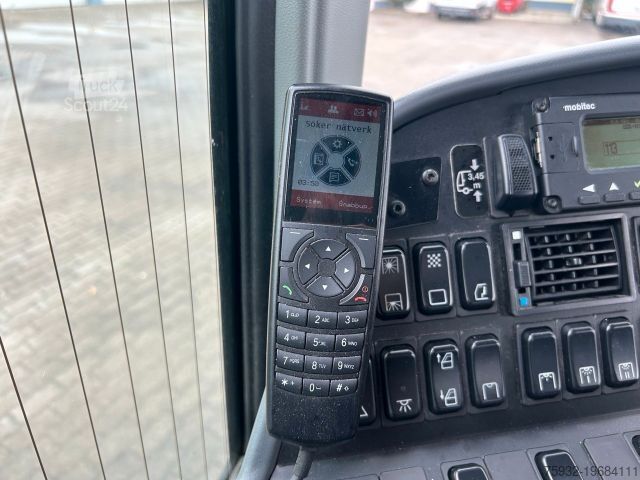 Medzimestský autobus MERCEDES-BENZ O550 Integro II Lift Klima WC - S415 UL