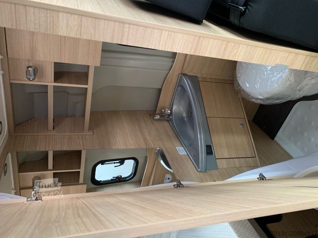 Kastenwagen Wohnmobil / Campervan ROADCAR Van Roadcar 540 Komfort und Assistenz