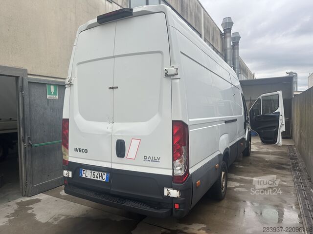 ван с висока покривка IVECO Daily 35S14 SUPER ALTO
