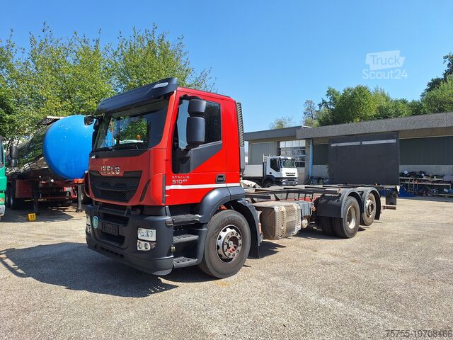 LKW mit Kühlkoffer Iveco AD260S31 Thermo-King T-800R 2014 