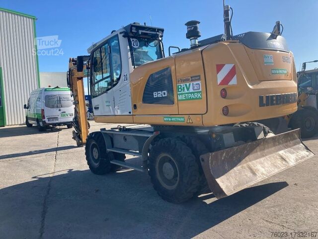 Excavator pe roți Liebherr A 920 Litronic