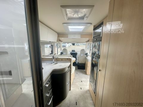 Integrovaný obytný vůz Hymer/Eriba B-Klasse ML I 780 BlackLine MESSE ANGEBOTE ON TOP