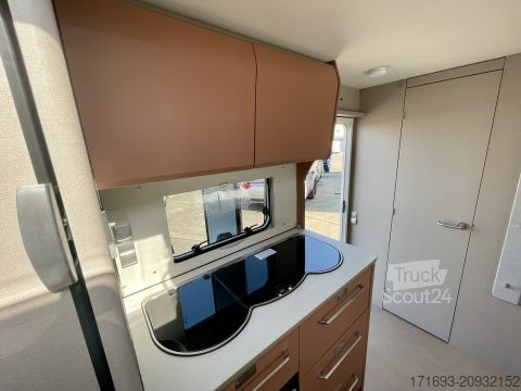 Przyczepa kempingowa Bürstner Averso 560 TK MESSE ANGEBOTE ON TOP