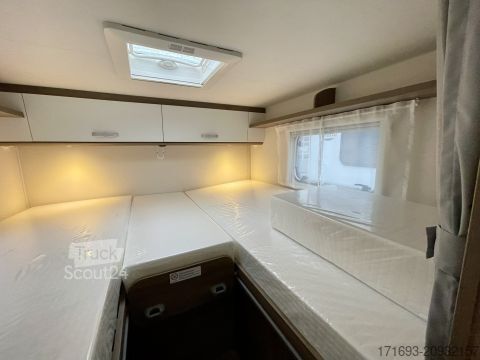 Daļēji integrēta kemperis Carado VAN V347 pro + MESSE ANGEBOTE ON TOP