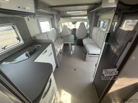 Caravana semiintegrada Bürstner Lyseo TD 727 G Harmony Line MESSE ANGEBOTE ON TOP