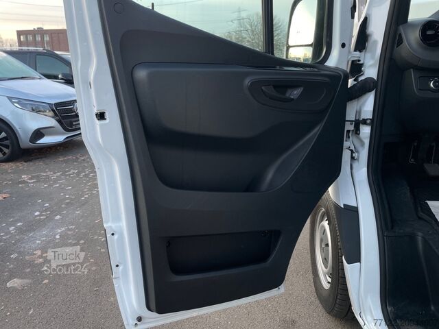 Panelová dodávka Mercedes-Benz Sprinter 314 CDI Mixto  L2H2 MBUX+AHK+6Sitze+KLIMA