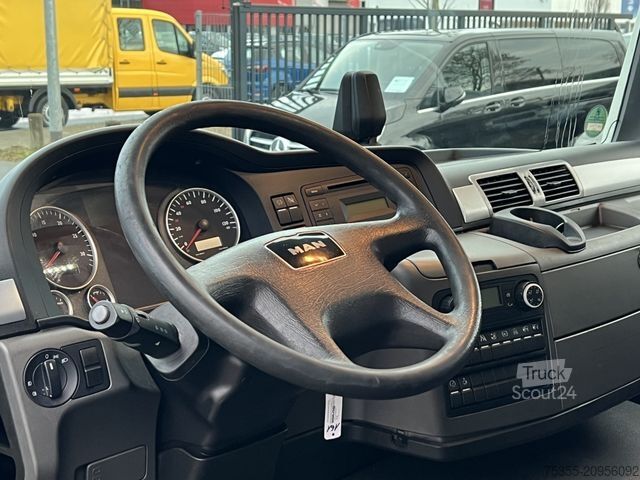 Dobozos teherautó MAN TGL 12.220 Xenon 7,12m Koffer + LBW Spurhalteass