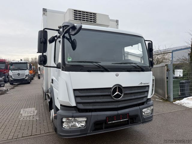 Furgão frigorífico MERCEDES-BENZ Atego 821 L Kühlkoffer/ThermoKing V500/Klima