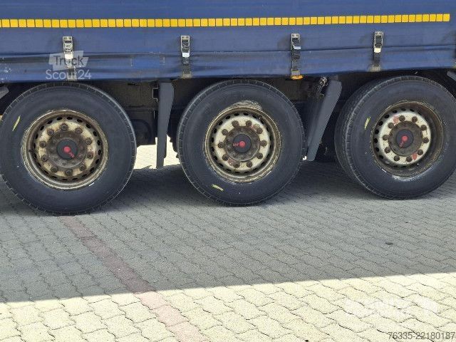 Открытый полуприцеп с тентом Kögel Curtainsider Mega